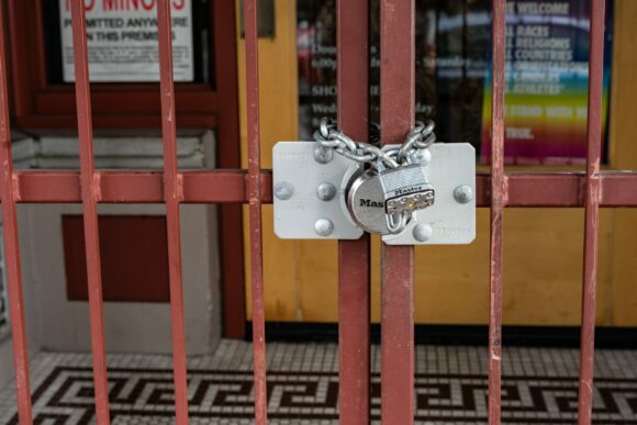 gate lock - cybersecurity